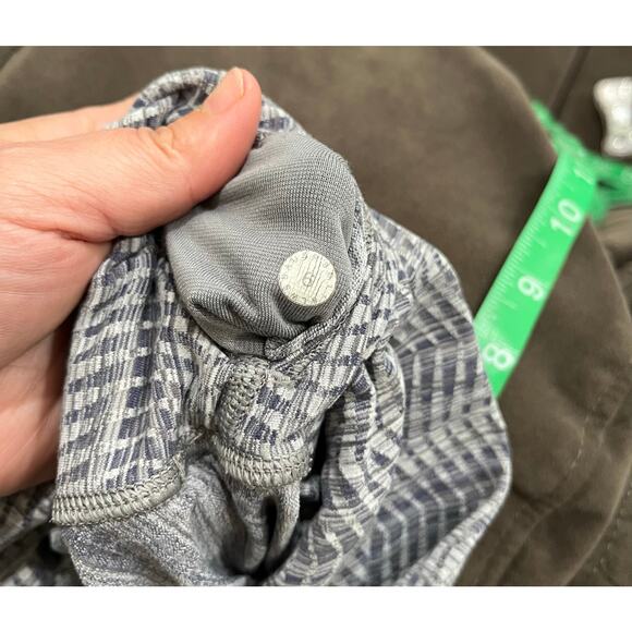 Lululemon Wunder Under Luon Arrow Jacquard Silver Size 6 - Picture 7 of 7